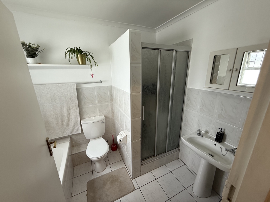 3 Bedroom Property for Sale in Van Der Stel Western Cape